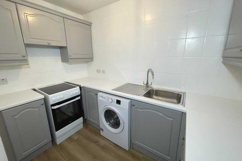 2 bedroom flat to rent, Inchinnan Road, Renfrew