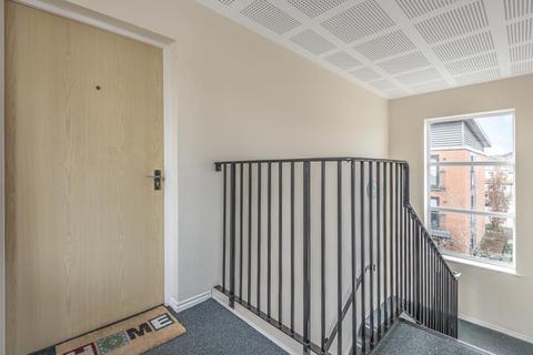2 bedroom apartment to rent - Alma Road,  Banbury,  OX16
