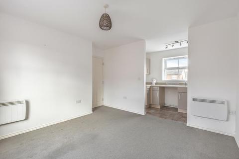 2 bedroom apartment to rent - Alma Road,  Banbury,  OX16