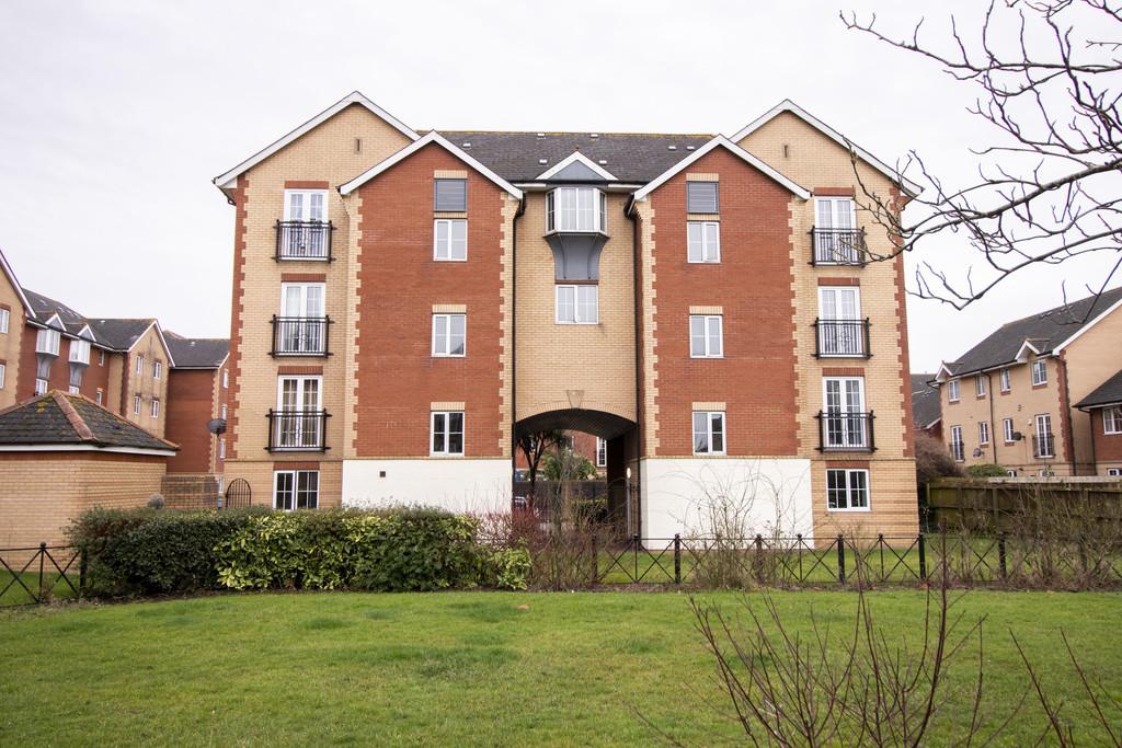 Campbell Drive, Windsor Quay, Cardiff 1 bed apartment £795 pcm (£183 pw)