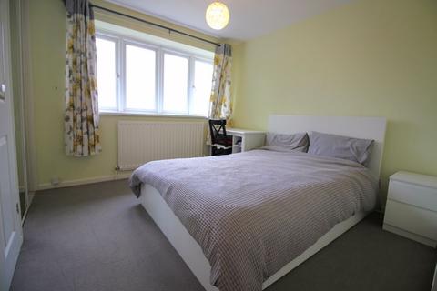 2 bedroom semi-detached house to rent, Bibbeys Green, Wolverhampton