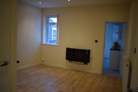 3 bedroom terraced house to rent - Sneyd Street, Stoke-on-trent