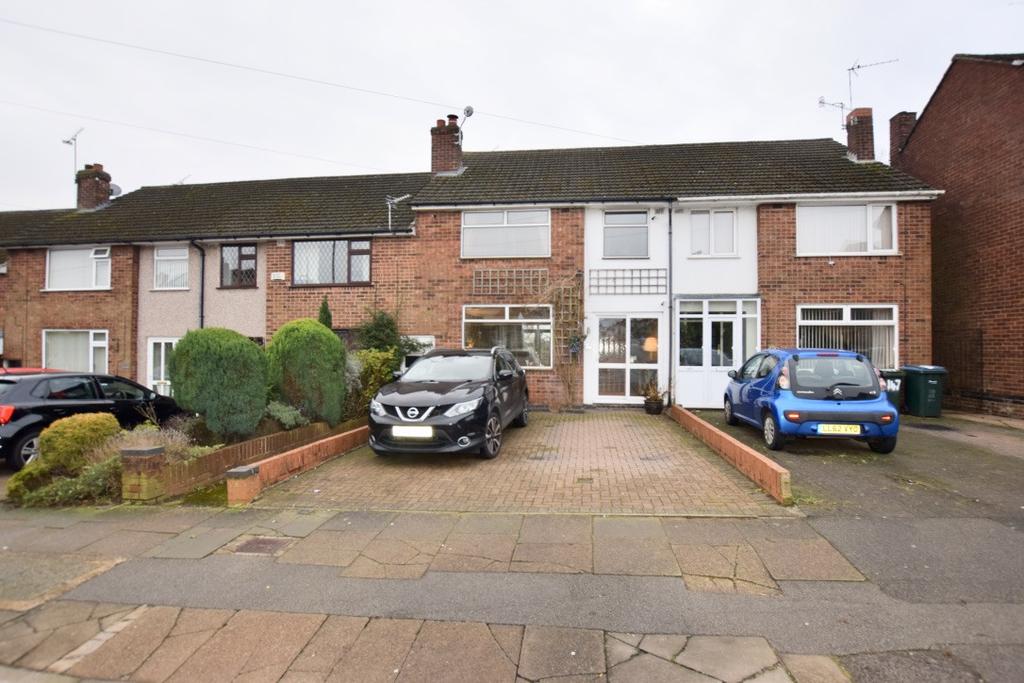 Winsford Avenue, Allesley Park, Coventry, CV5 4 bed terraced house £240,000
