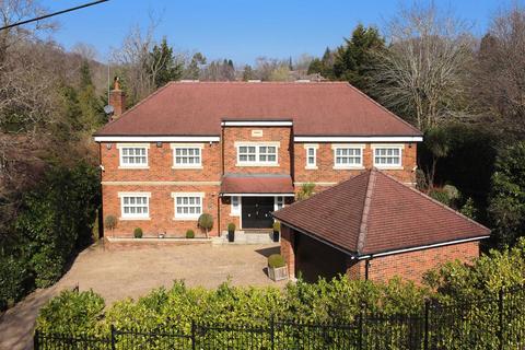 6 bedroom detached house for sale, Fulmer Drive, Gerrards Cross, Buckinghamshire, SL9