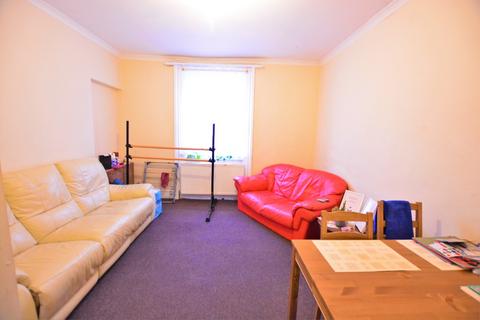 2 bedroom flat to rent, Kings Road