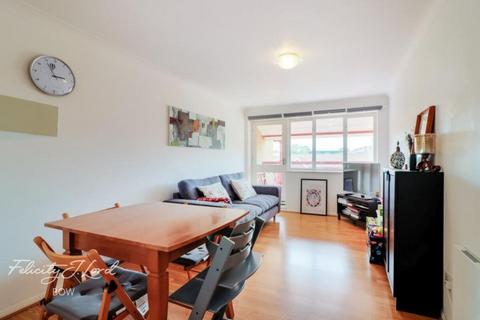 1 bedroom apartment to rent, Rainhill Way, LONDON