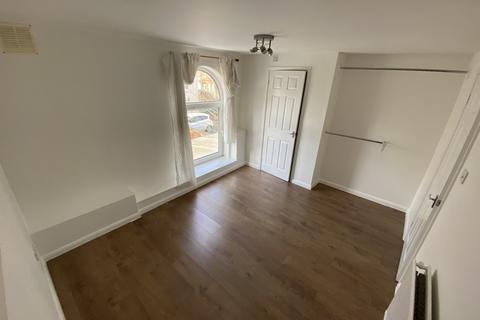 1 bedroom flat to rent, Albion Street, Cheltenham GL52