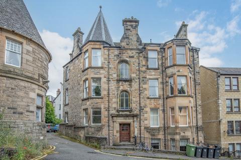 2 bedroom flat to rent, Princes Street, Stirling FK8