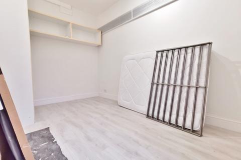 Studio to rent, Fordwych Road, Cricklewood NW2