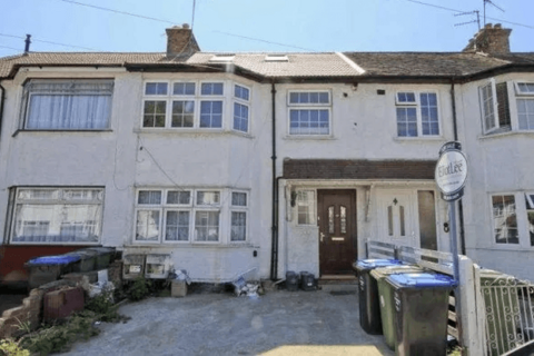 2 bedroom flat to rent, WEMBLEY, HA0