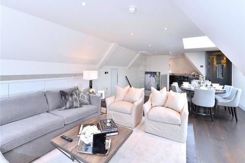 2 bedroom duplex to rent, Duke Street, Mayfair, London, W1K