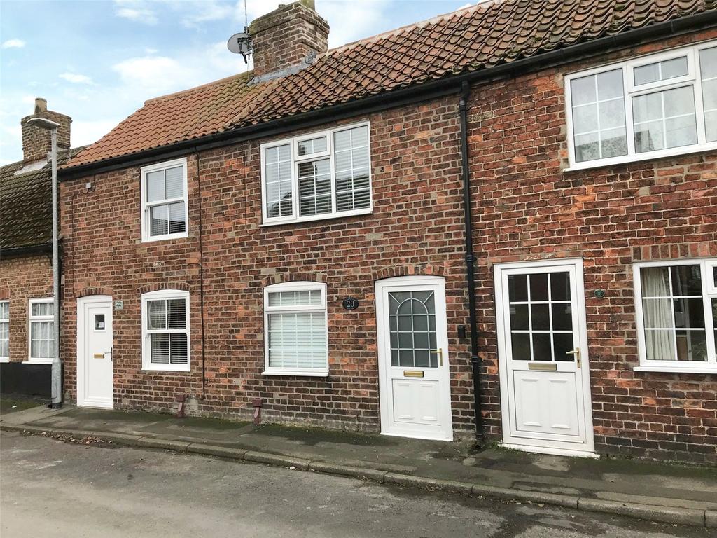 Kirk Road, Preston, East Yorkshire, HU12 1 bed terraced house £99,950