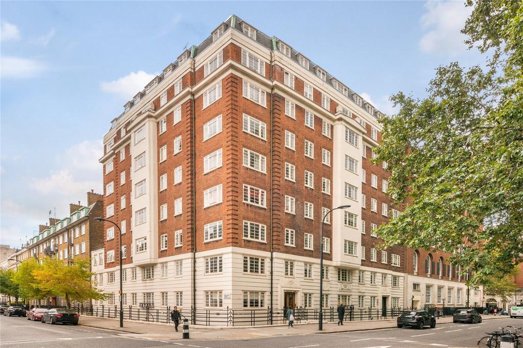 Tavistock Court, Tavistock Square, London 3 bed flat for sale £860,000