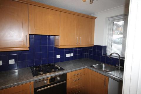 2 bedroom semi-detached house to rent, Ragged Robins Close, TF2 9UF