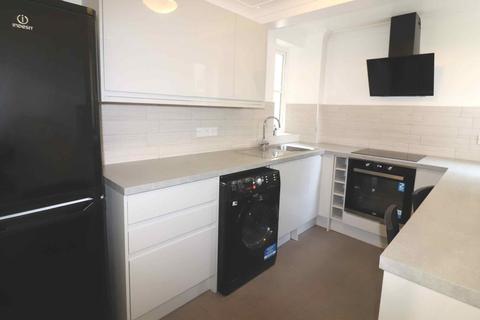1 bedroom flat to rent - Anthony Court, Penge