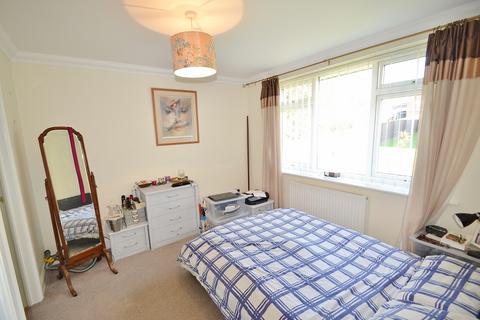 3 bedroom detached bungalow to rent, Wimborne