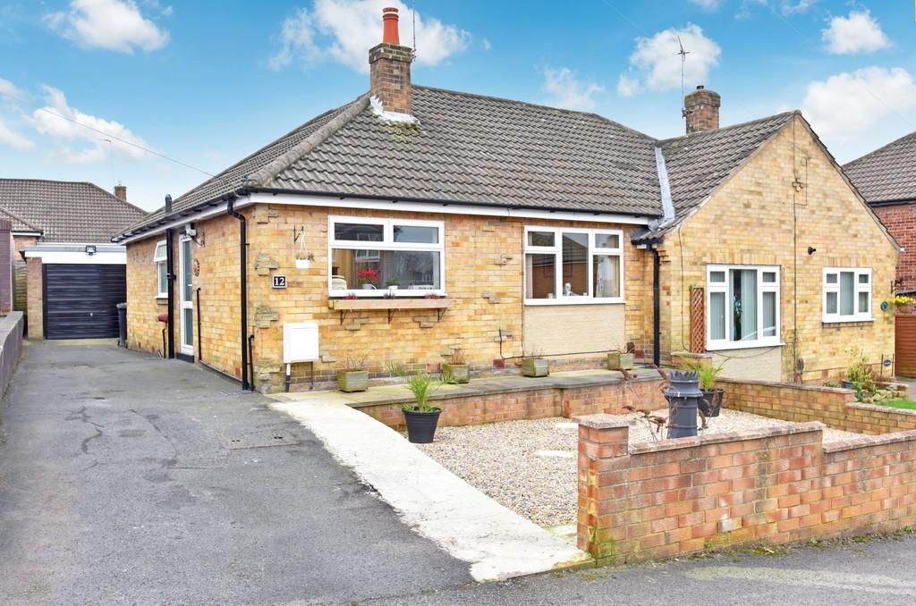 Knox Drive, Harrogate 2 bed semidetached bungalow £210,000