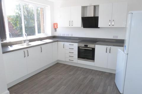 1 bedroom in a flat share to rent - London Road, Gloucester