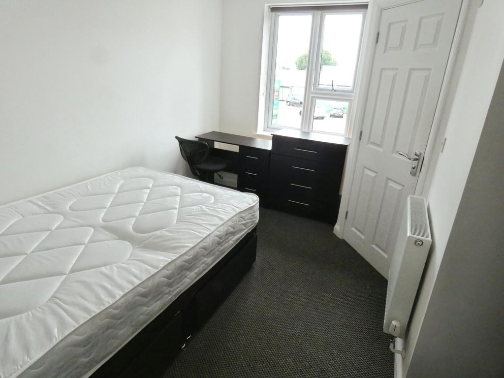 Dc41cc07-bedroom 20additional