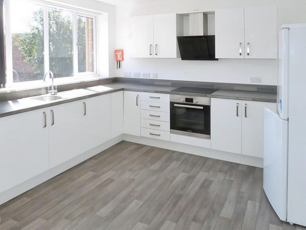 3e029f5b-kitchen