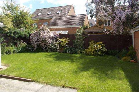 4 bedroom detached house to rent, Dartmoor Road, Westbury