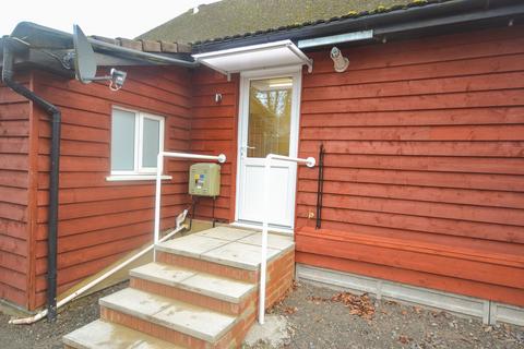 1 bedroom terraced bungalow to rent, Jacks Hill Farm, Graveley, Hitchin