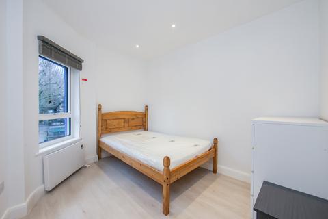 4 bedroom flat to rent, Crouch Hill, Finsbury Park