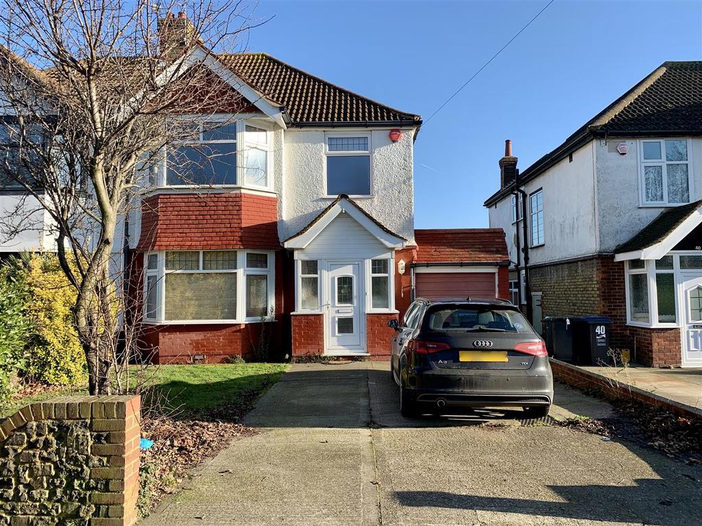 Tivoli Park Avenue, Margate 4 bed semidetached house £1,400 pcm (£