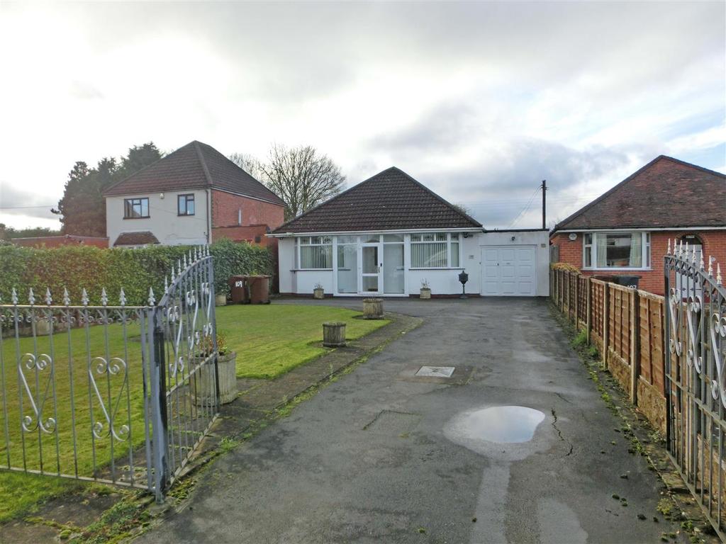 Hollywood Lane, Hollywood, Birmingham 3 bed detached bungalow £425,000