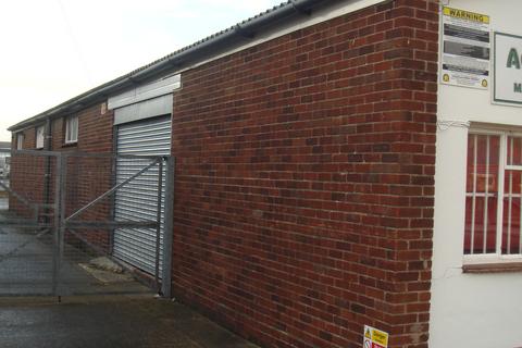 Warehouse to rent, Claybank Road, Portsmouth, Hants, PO3