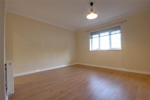 2 bedroom flat to rent, Corby Lodge, Junction Road