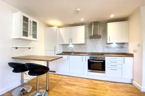 2 bedroom apartment to rent, 91-93 Eastworth Road, Chertsey KT16