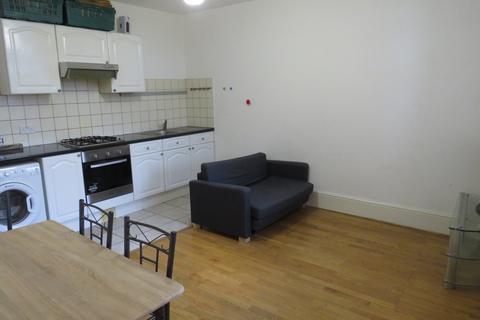 1 bedroom apartment to rent, Archway Road, Highgate, N6