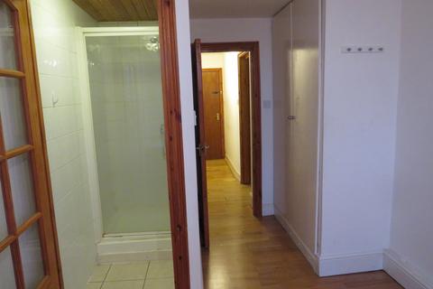 1 bedroom apartment to rent, Archway Road, Highgate, N6