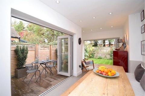 4 bedroom terraced house to rent, Hatfield Road, Chiswick, London