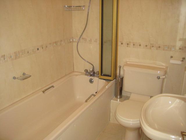 Bath / Shower Room