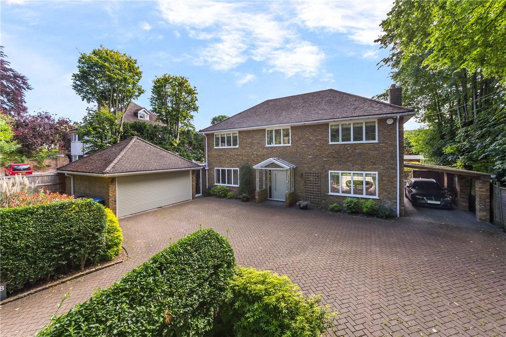 New Road, Digswell, Welwyn, Hertfordshire 4 bed detached house £1,100,000
