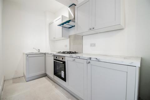 3 bedroom flat to rent, Mayfair Road, Jesmond, Newcastle Upon Tyne