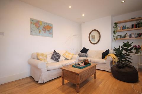 undefined, Freegrove Road, Islington, N7