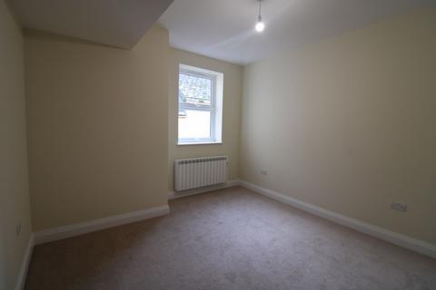 2 bedroom apartment to rent, Sandgate Road, Folkestone, CT20