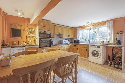 3 bedroom detached house for sale, Church Lane, Iden, East Sussex TN31 7XD