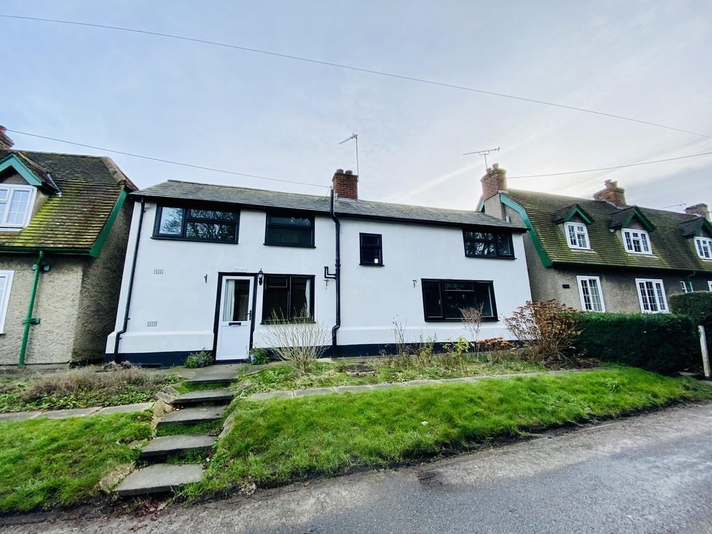 Vicarage Road, Belchamp St Paul 2 bed detached house £800 pcm (£185 pw)
