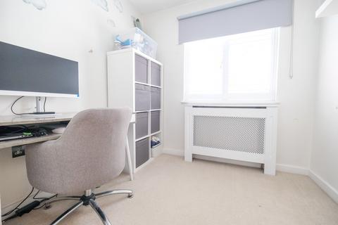 32 Red Cedars Road, Orpington, BR6 0BX