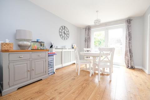 32 Red Cedars Road, Orpington, BR6 0BX