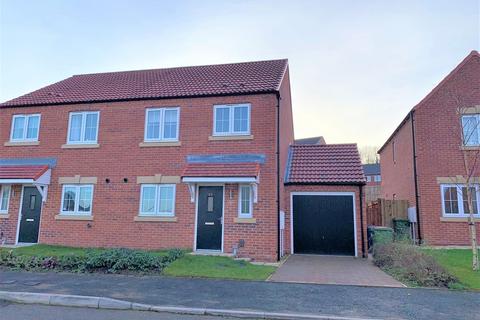 3 bedroom semi-detached house to rent, Glaisdale Road, Guisborough