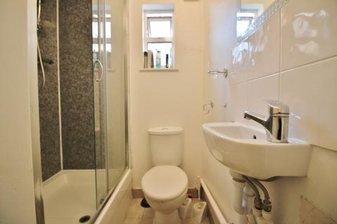 Flat share to rent, Willesden Lane, Kilburn NW6