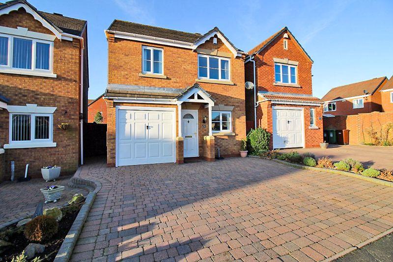 Wood Common Grange, Pelsall, Walsall 3 bed detached house £220,000
