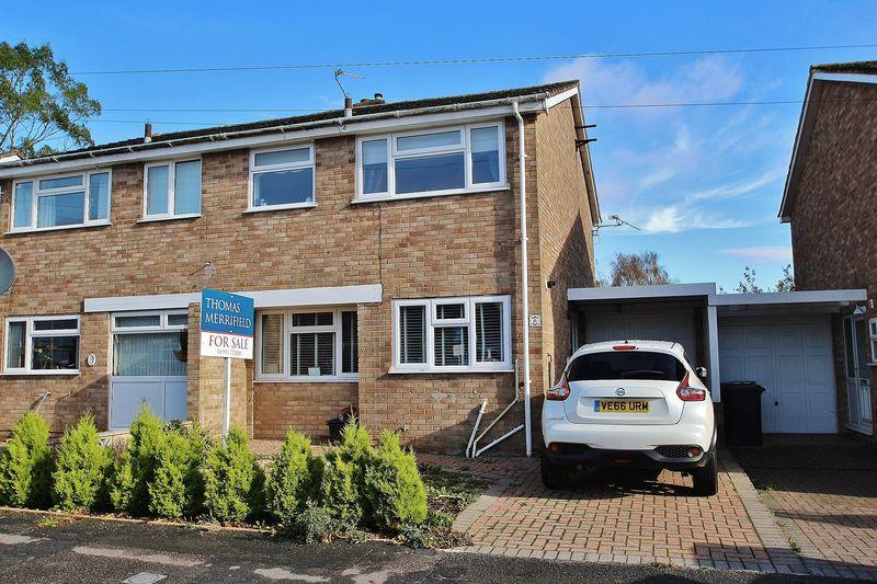 ABBEY ROAD, Witney OX28 5LG 3 bed semidetached house £289,950