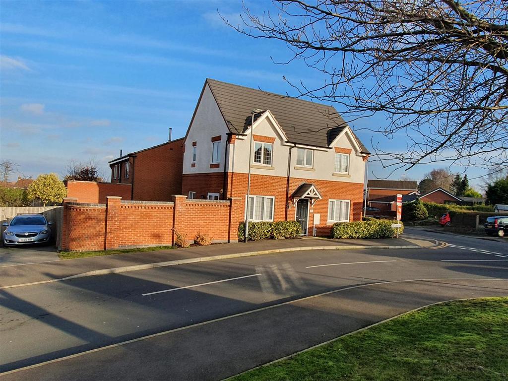 The Dukeries, Mansfield 3 bed detached house £220,000