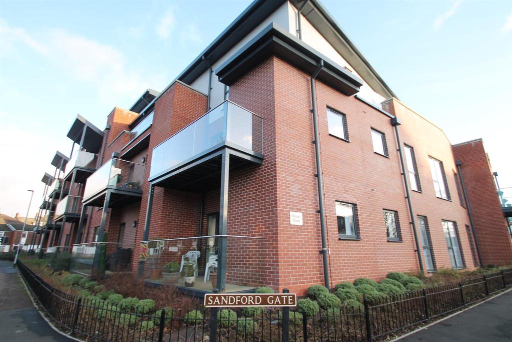 Sandford Gate, Lichfield 2 bed apartment £975 pcm (£225 pw)